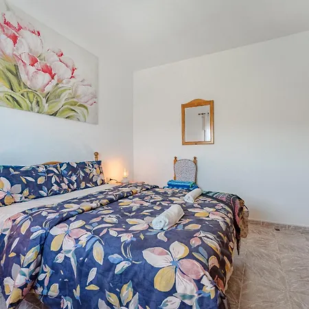 Apartman Sea View Red Summer Breeze