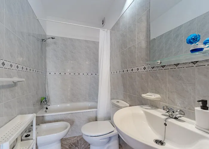 Sea View Red Summer Breeze Apartament *