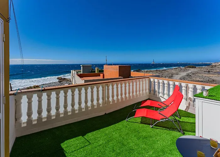 Sea View Red Summer Breeze Lejlighed